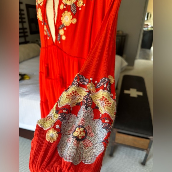 Free People floral embroidered dress, size large - Picture 7 of 14